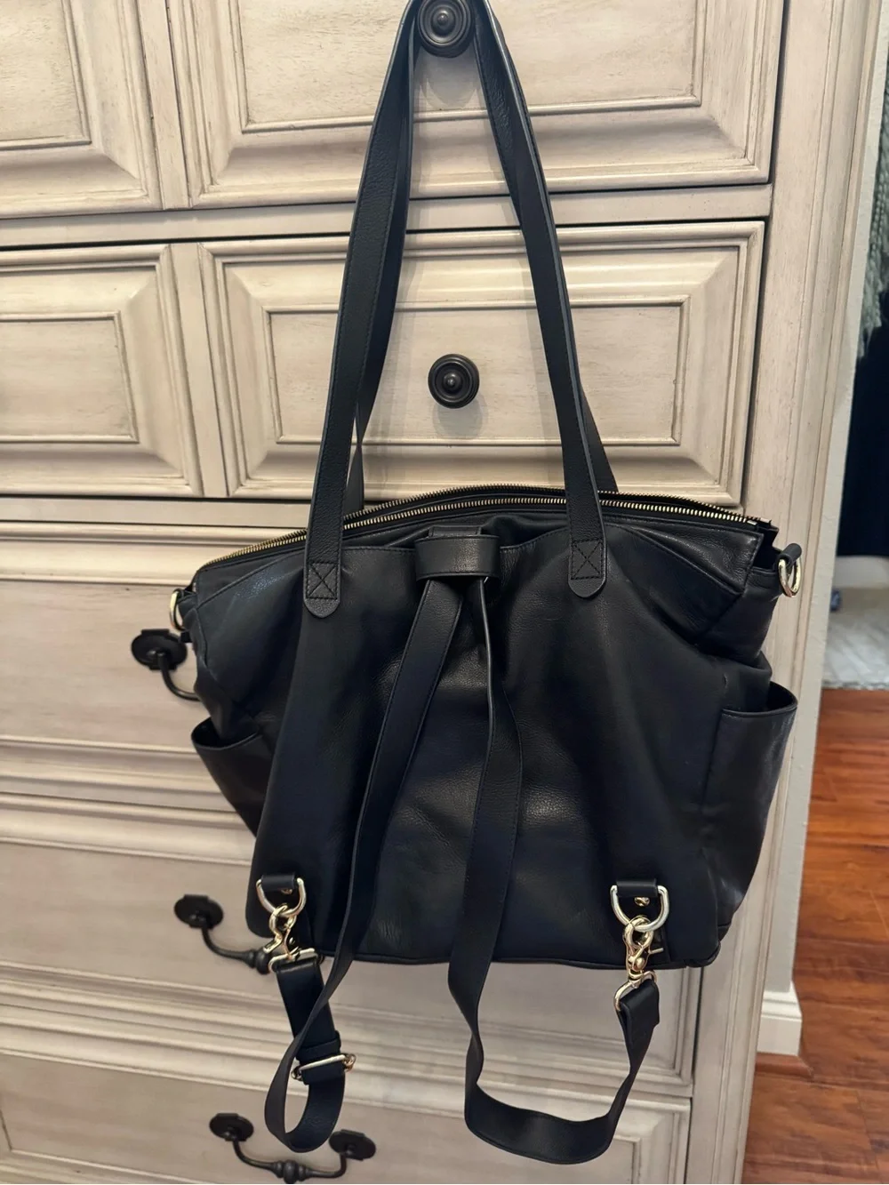ELKIE & CO Black Leather Tote Alberdeen